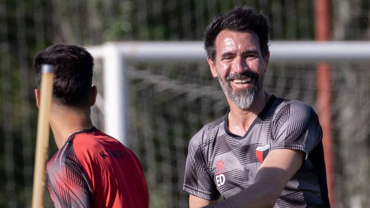 Eduardo Domínguez decidió irse de Colón antes del final de su contrato