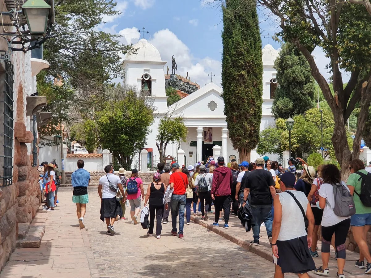 En promedio, durante el pasado fin de semana largo Humahuaca, 128 km al norte de San Salvador de Jujuy, tuvo un 80% de ocupación de sus plazas hoteleras.