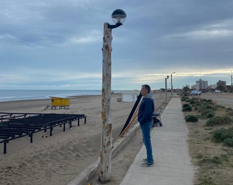 Werner Nickel, recorrió la obra del nuevo parador de Claromecó.