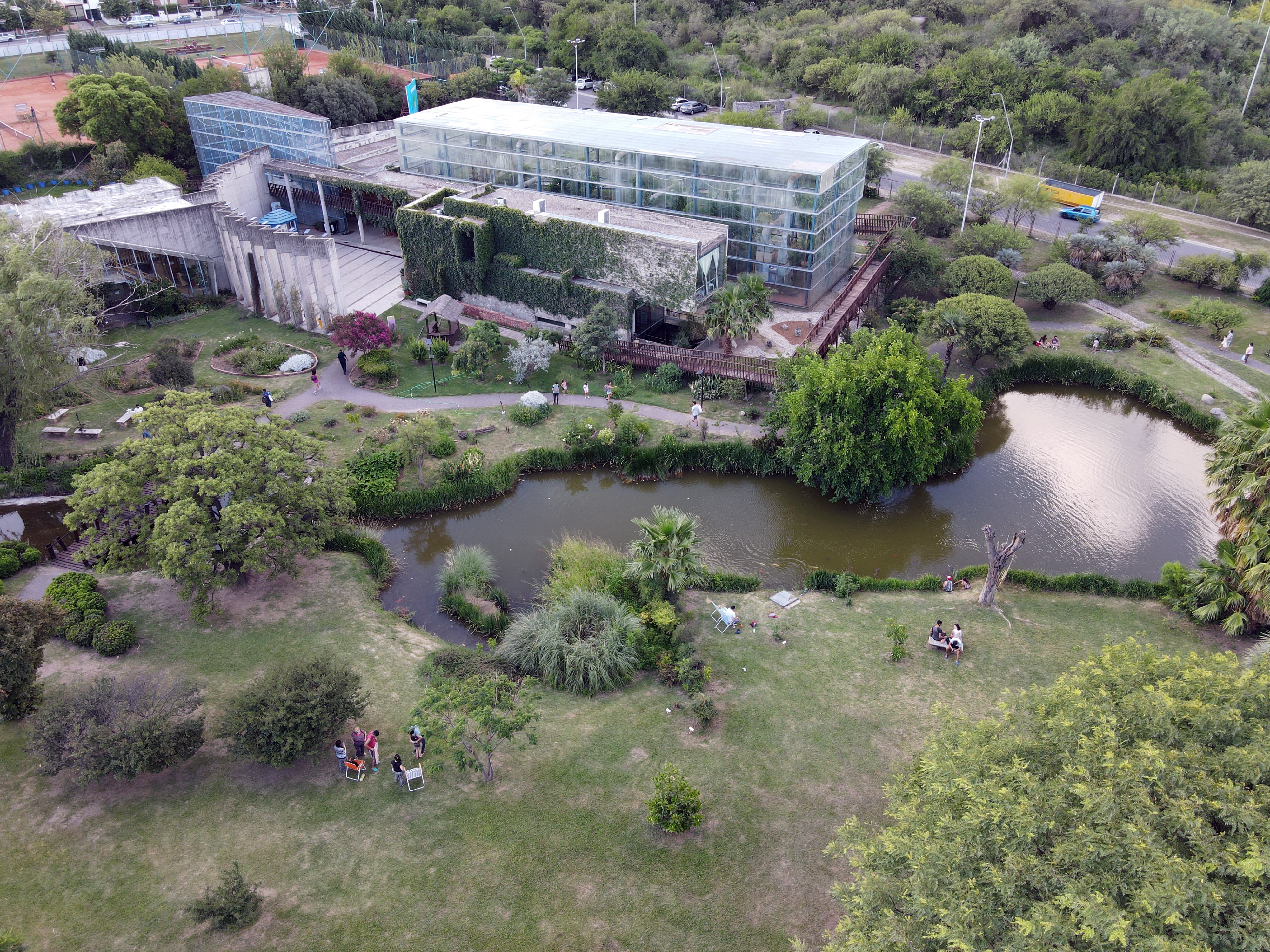 El edificio del Jardín Botánico es una joya de la arquitectura (Municipalidad de Córdoba).