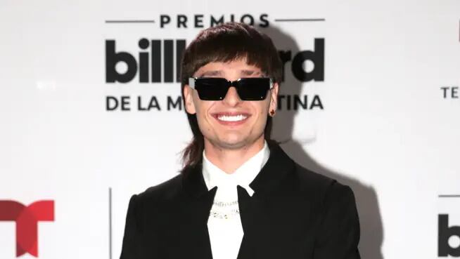 Peso Pluma en los Premios Billboard Latin 2023