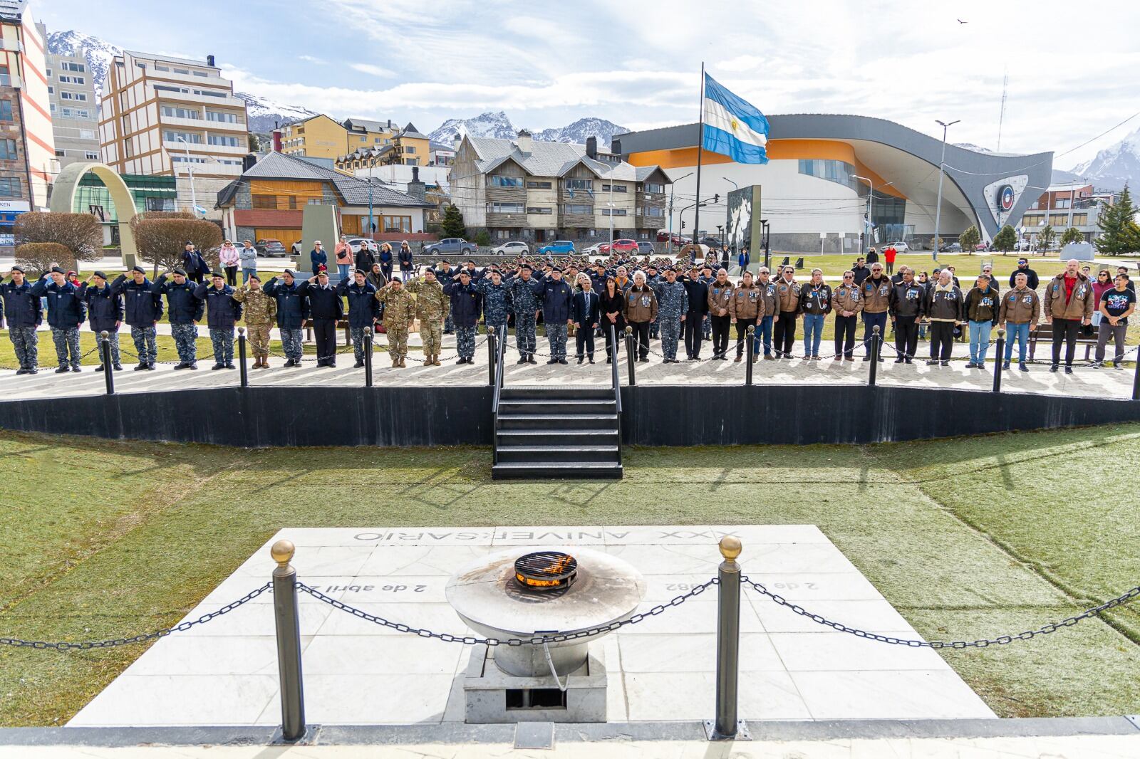 Realizaron homenaje a la tripulación de la Fragata Libertad y a veteranos de Malvinas