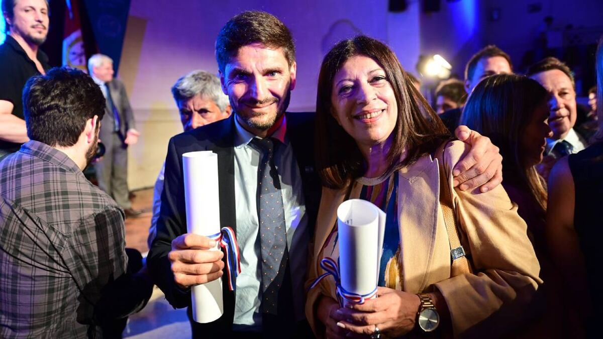 La Cámara de Diputados de Santa Fe se renueva con la primera presidenta de la historia