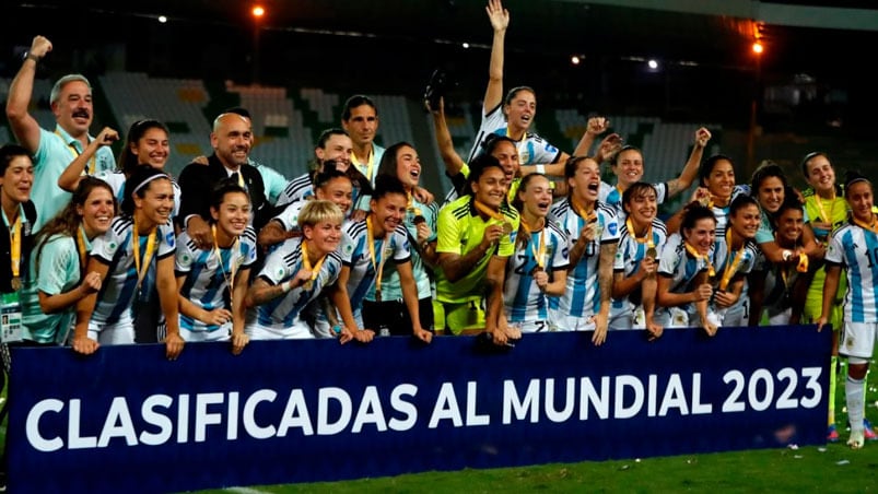 Selección Femenina de Futbol