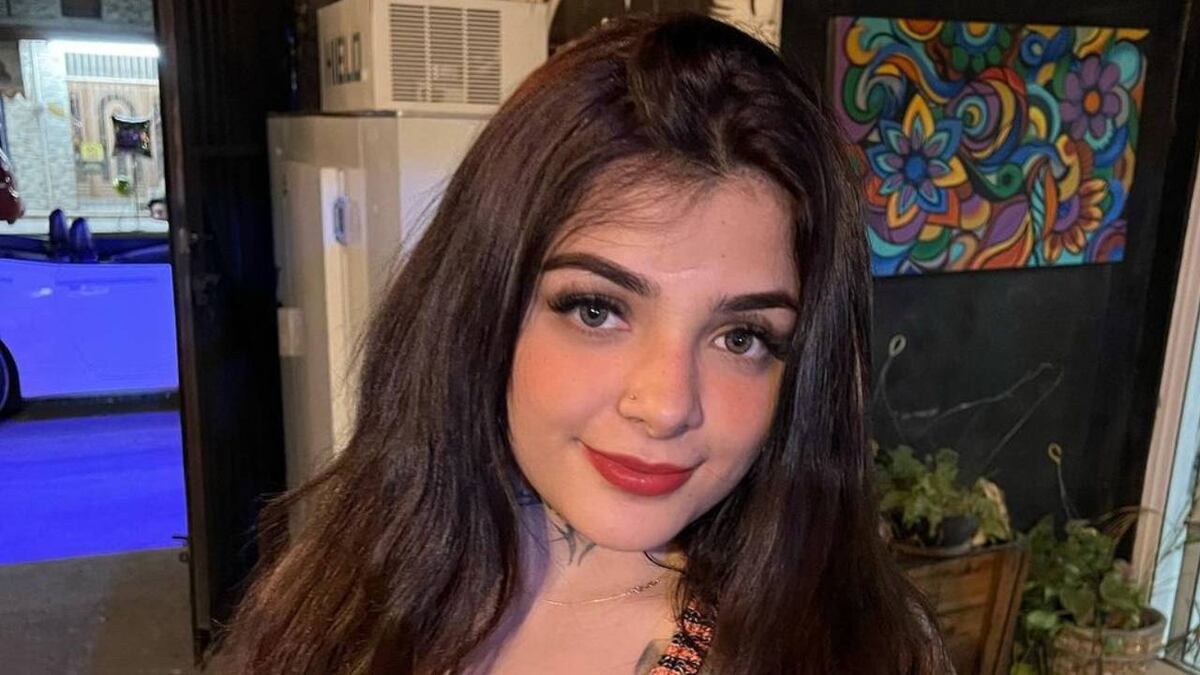 Karely Ruiz apoyó a un refugio de animales y recibió críticas: “Seguiré facturando en tanga”