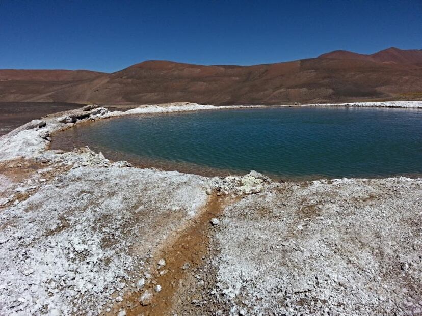 El Volcancito de La Rioja: un lugar lleno de magia con un "espejo de agua".