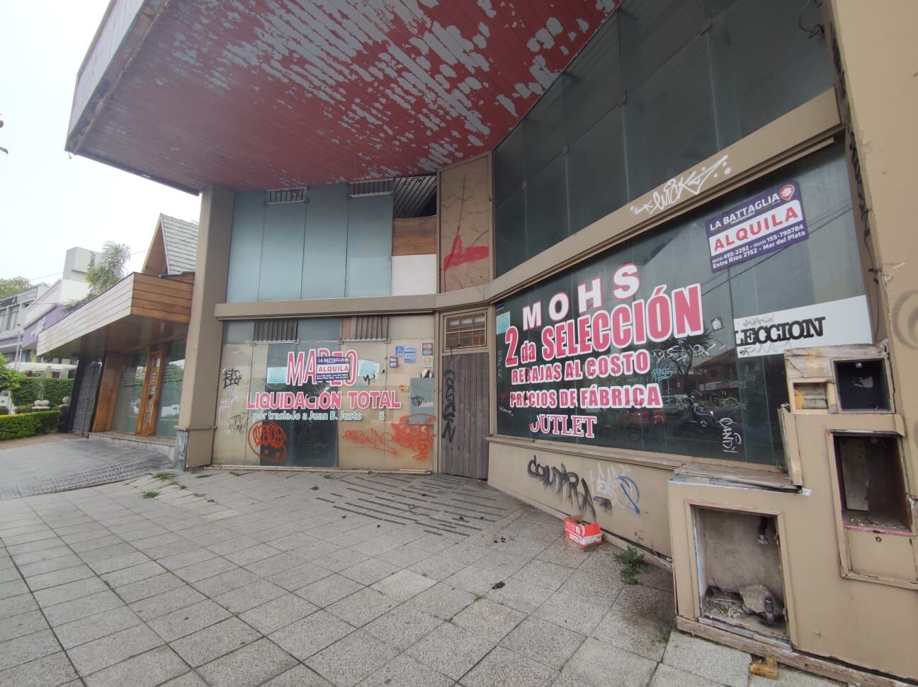 El centro comercial a cielo abierto ubicado a lo largo de la calle J. B. Justo supo ser una de las arterias de mayor movimiento económico de Mar del Plata