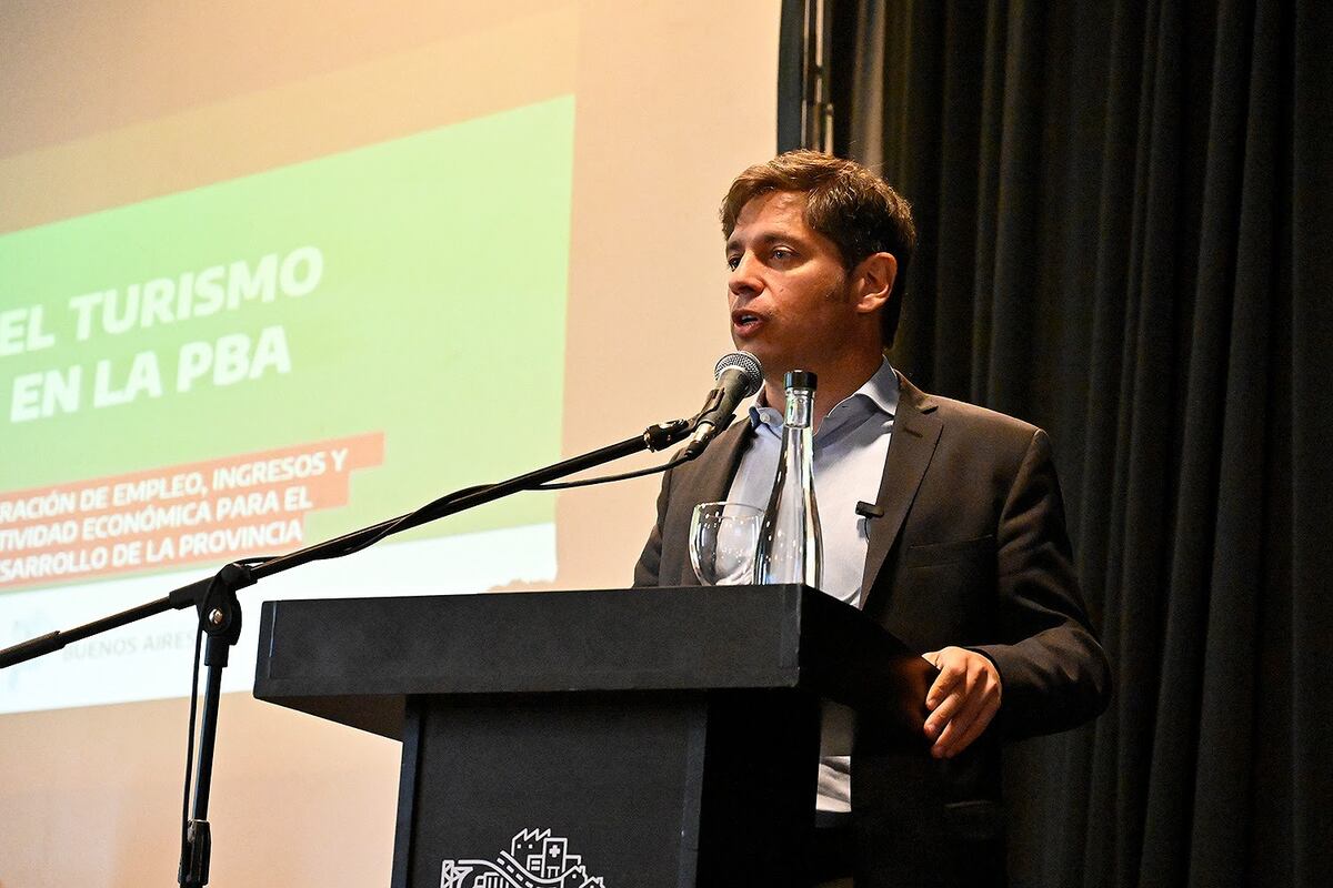 Axel Kicillof llega a Pehuen Co