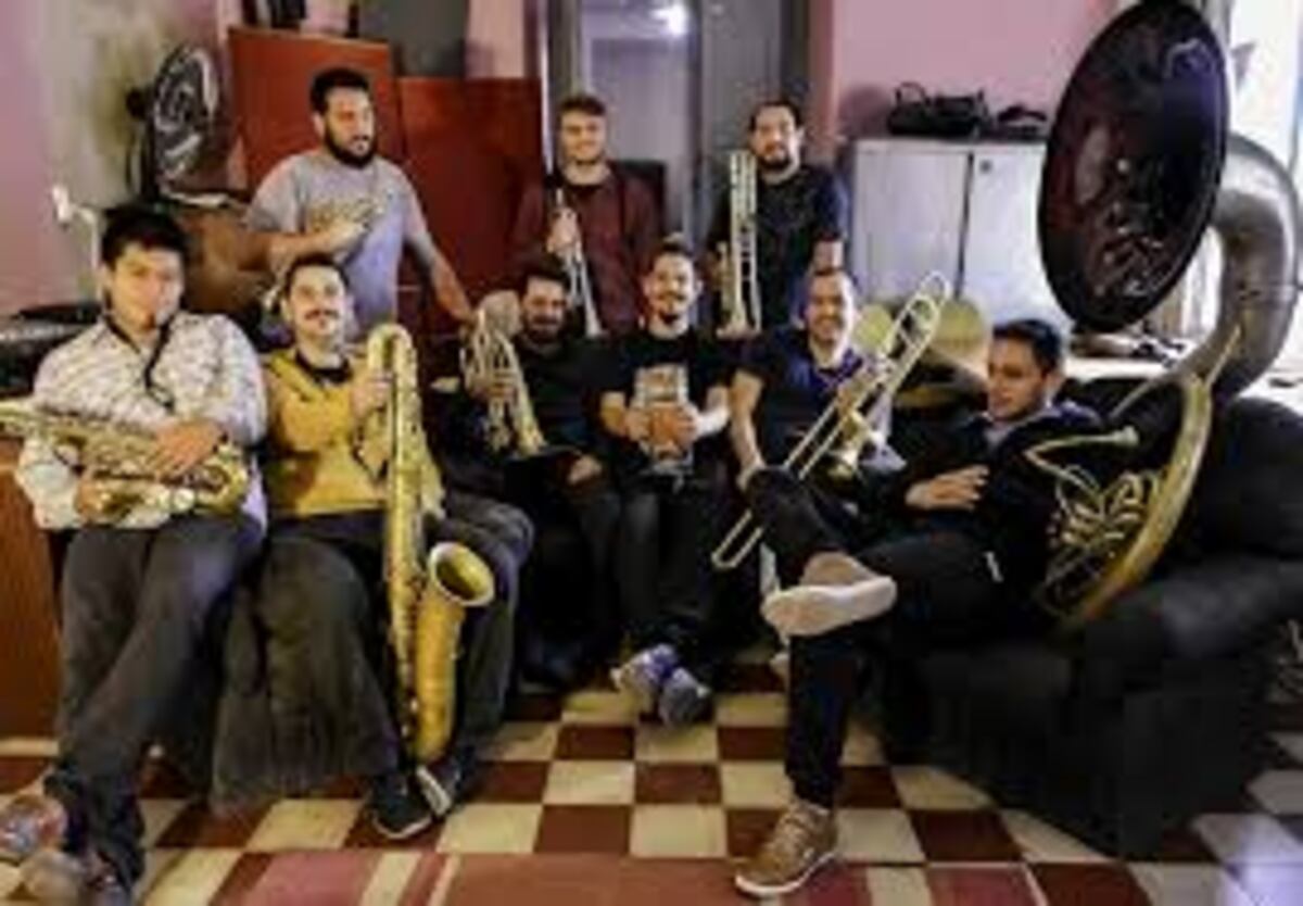 Brassass y Qüassi tocarán en el Teatro Plaza