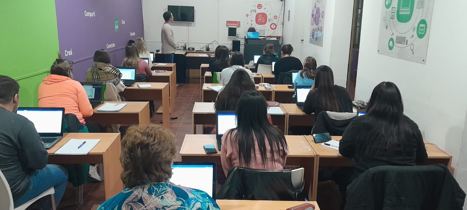 Salida educativa y taller de Bullying para alumnos de las localidades de Tres Arroyos