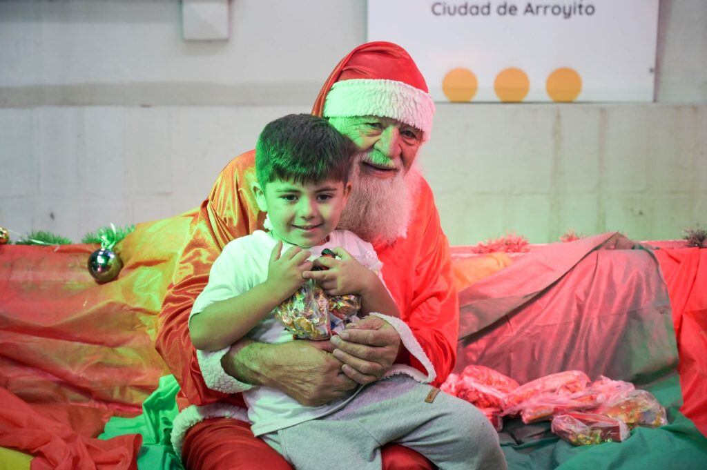 Papá Noel de visita en Arroyito 2023