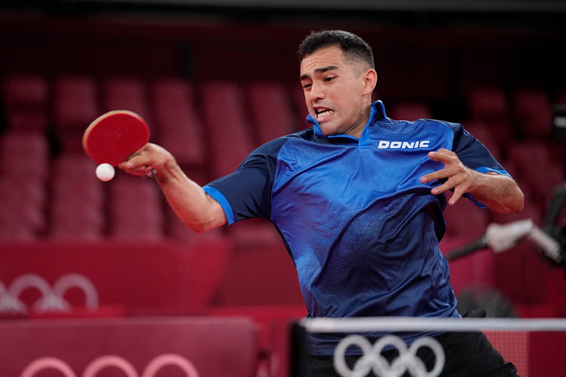 Gastón Alto el jugador de Tenis de mesa.