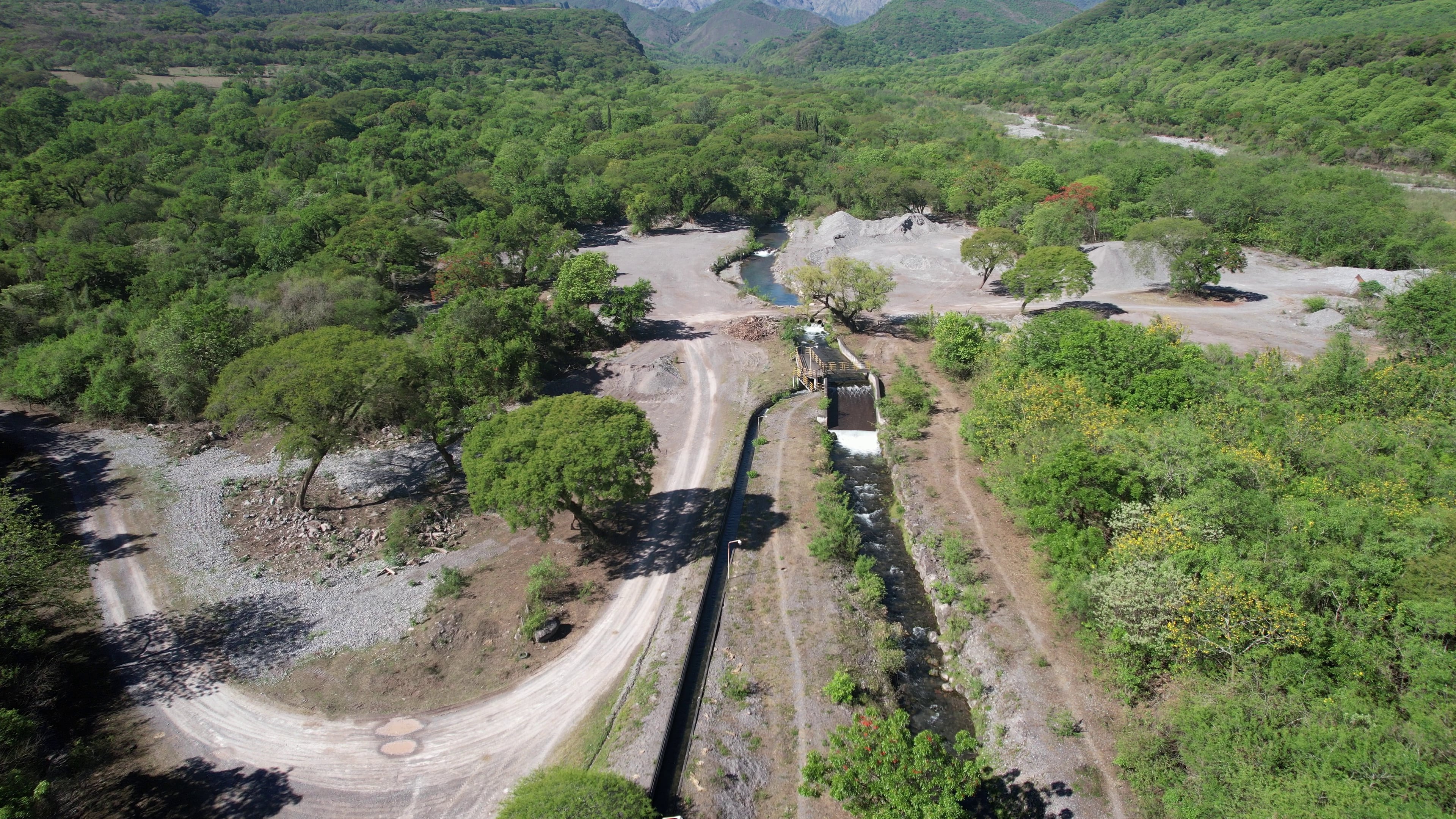 Siguiendo los lineamientos del gobernador Carlos Sadir de asegurar un sistema de calidad, Agua Potable de Jujuy finalizó, con éxito sus trabajos de optimización, mantenimiento y modernización de la estación, informó la empresa.