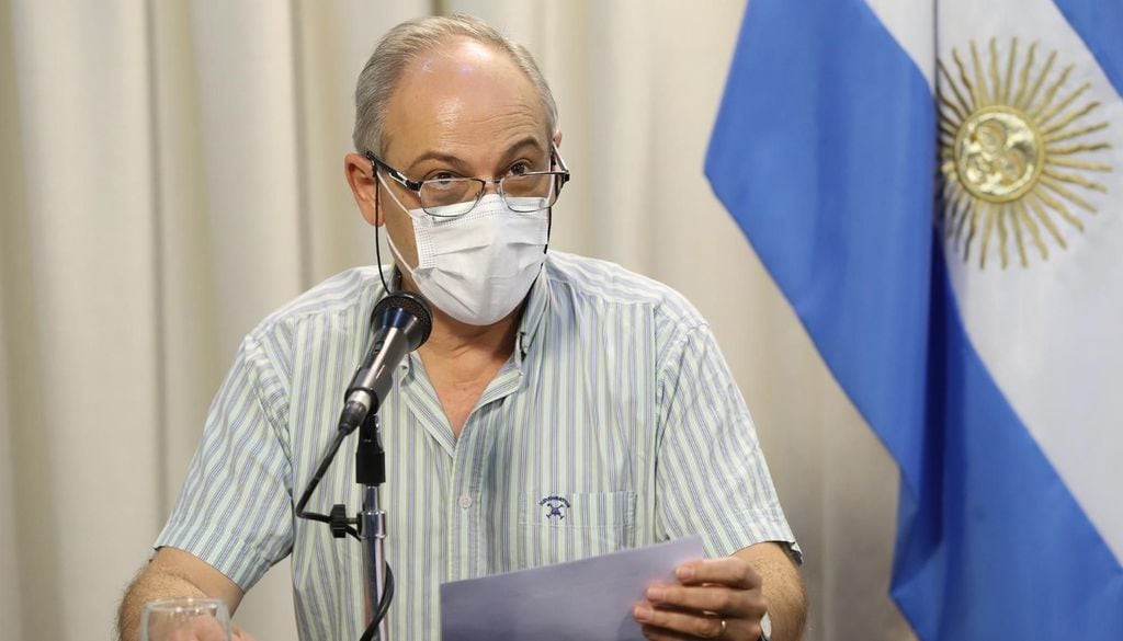 Francisco García Campos en la conferencia de prensa.