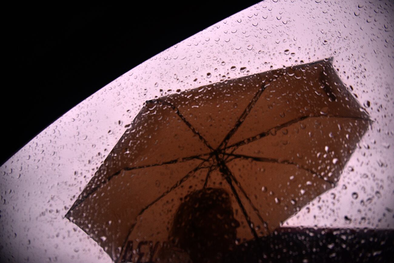 Dia de lluvia en Córdoba.
Clima, tiempo,  lluvioso 
Foto: Pedro Castillo 