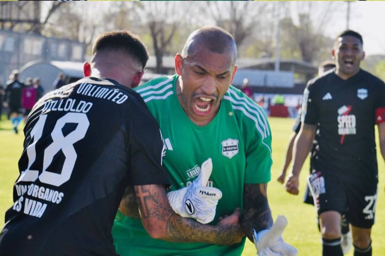 Ignacio Arce y su gran momento en Riestra (Prensa Riestra)