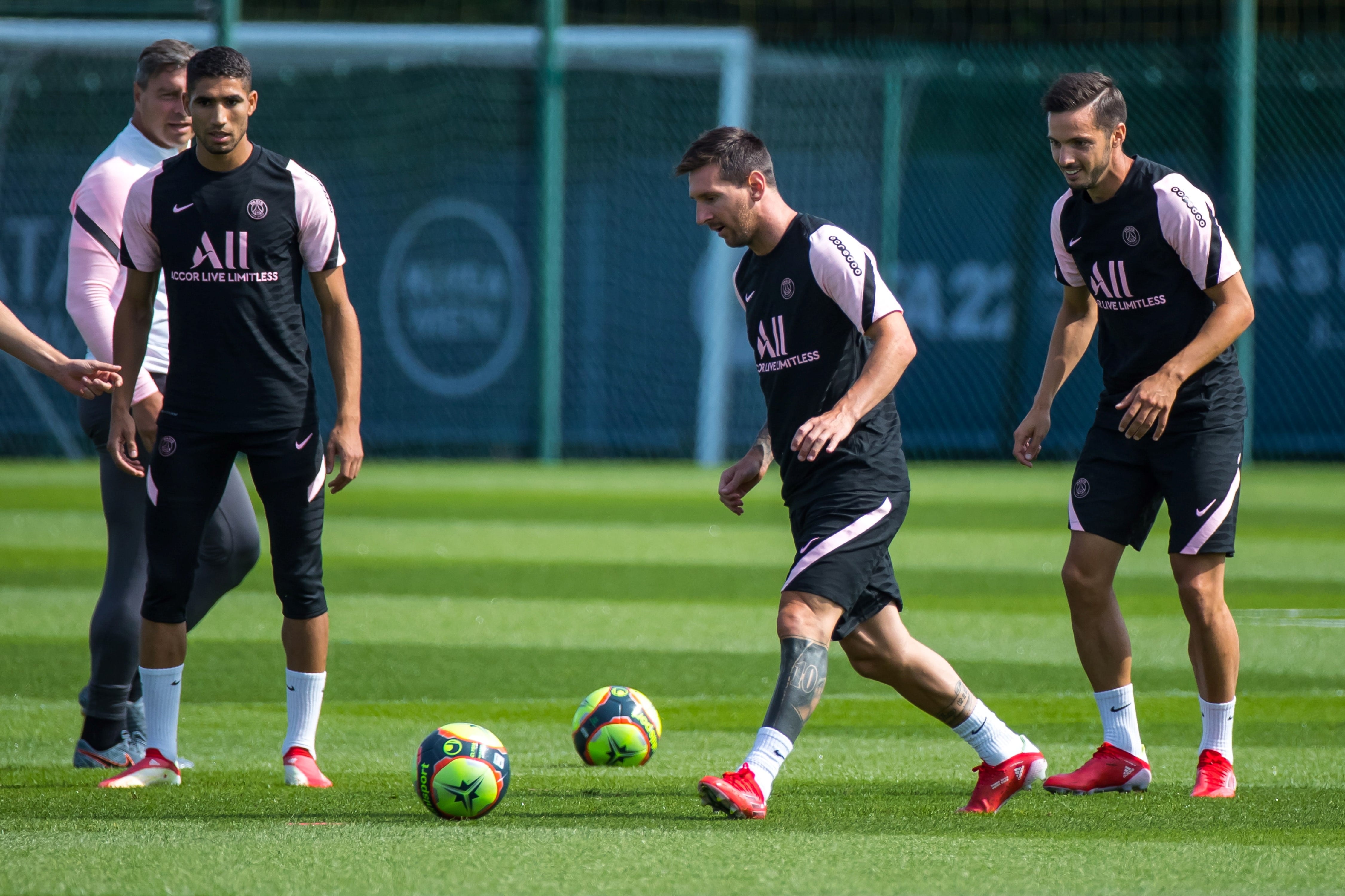 Las mejores fotos del segundo entrenamiento de Lionel Messi en PSG.