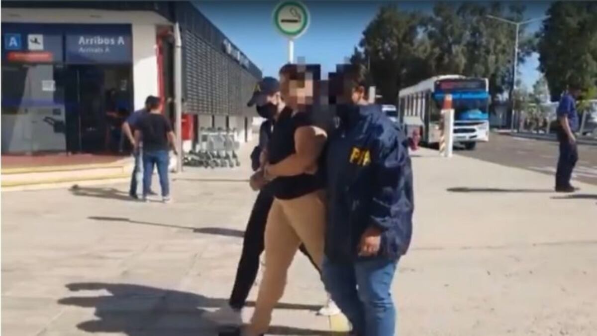 Estafó a 186 familias en varias provincias con la promesa de la “casa propia” y cayó en Albardón