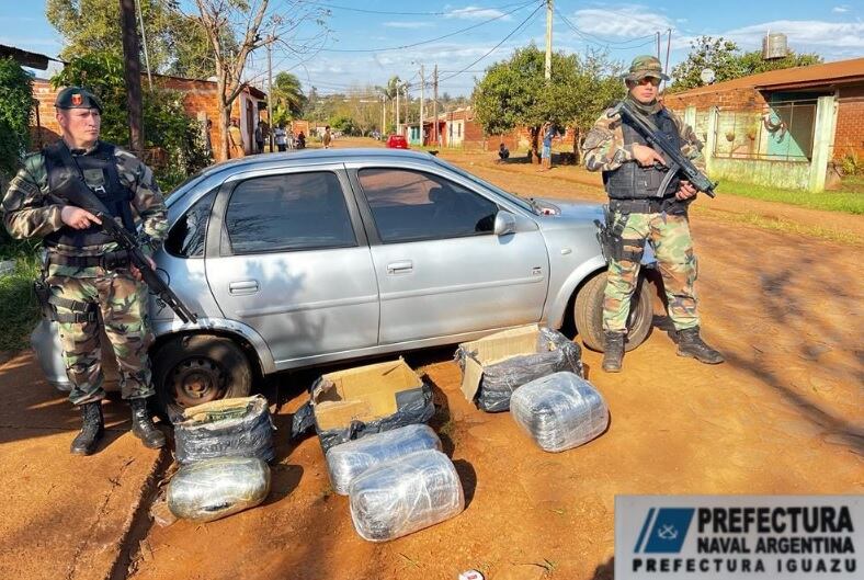 Incautan marihuana transportada en un vehículo en Puerto Iguazú.