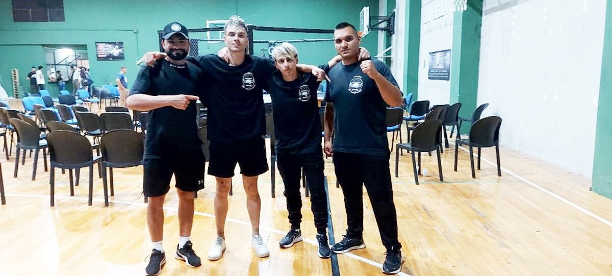 Competidores Tresarroyenses participaron de un evento de MMA en Bahía Blanca