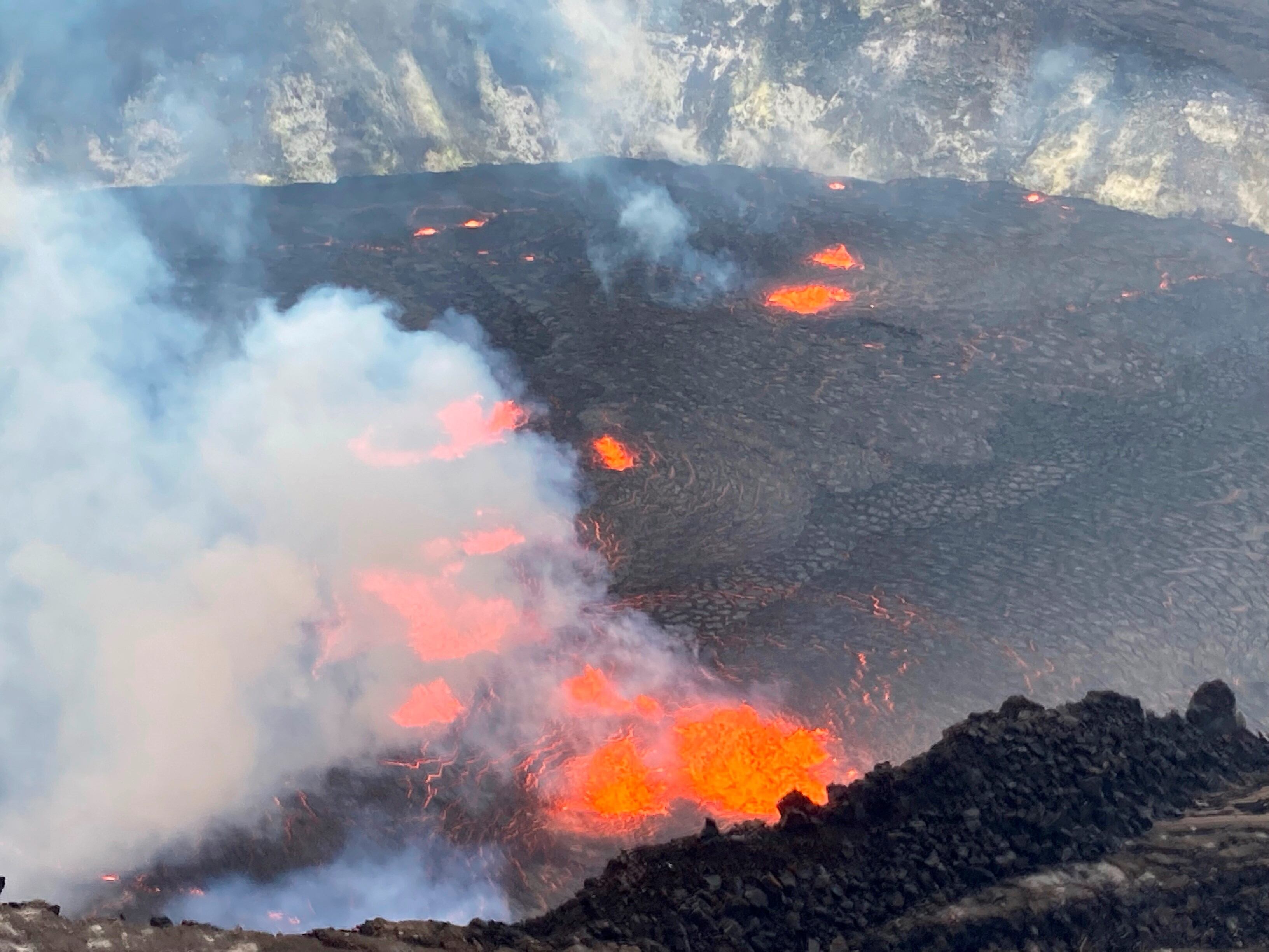 La erupción del volcán se encuentra dentro de los límites del parque.