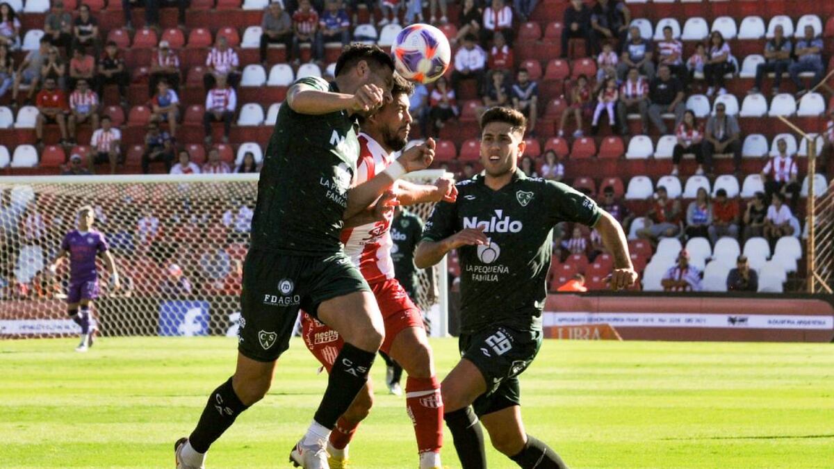 Crisis sin fin: Unión perdió con Sarmiento y continúa anclado a la zona de descenso