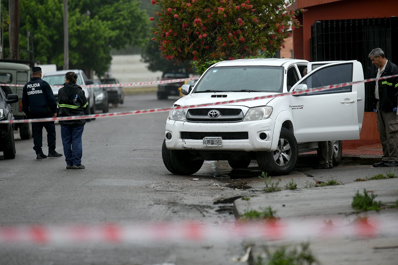 Asesinaron al albañil Juan Carlos Luna, en barrio Comercial, para robarle su camioneta. (Ramiro Pereyra / La Voz)