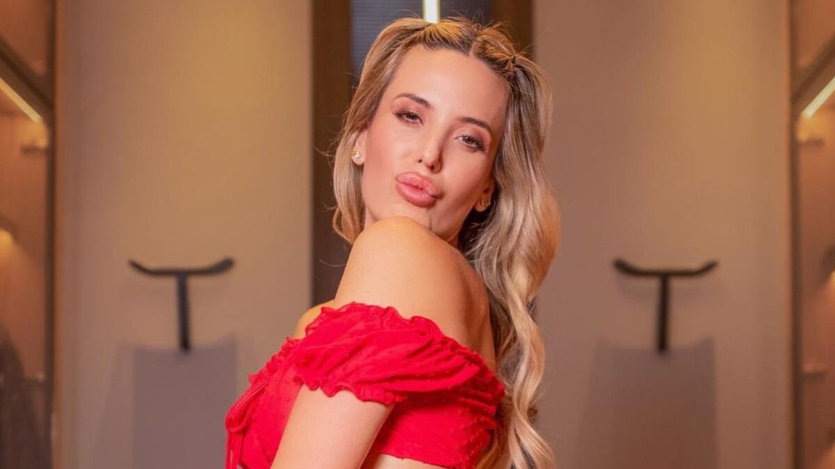 Jésica Cirio se llevó todas las miradas con un look urbano y “total black”
