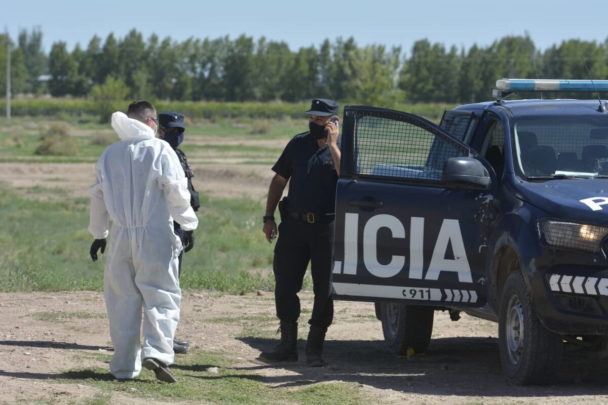 Matan a una mujer tras arrojarla a las vías del tren, por el femicidio detuvieron a su esposo
