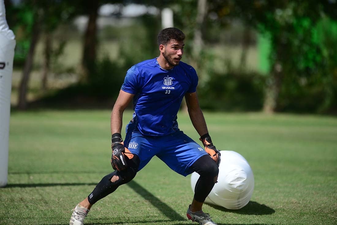 Joaquín Blázquez arquero de talleres
entrenamiento predio de circunvalación
Miércoles 9 marzo 2022 / Foto José Gabriel Hernández / La Voz