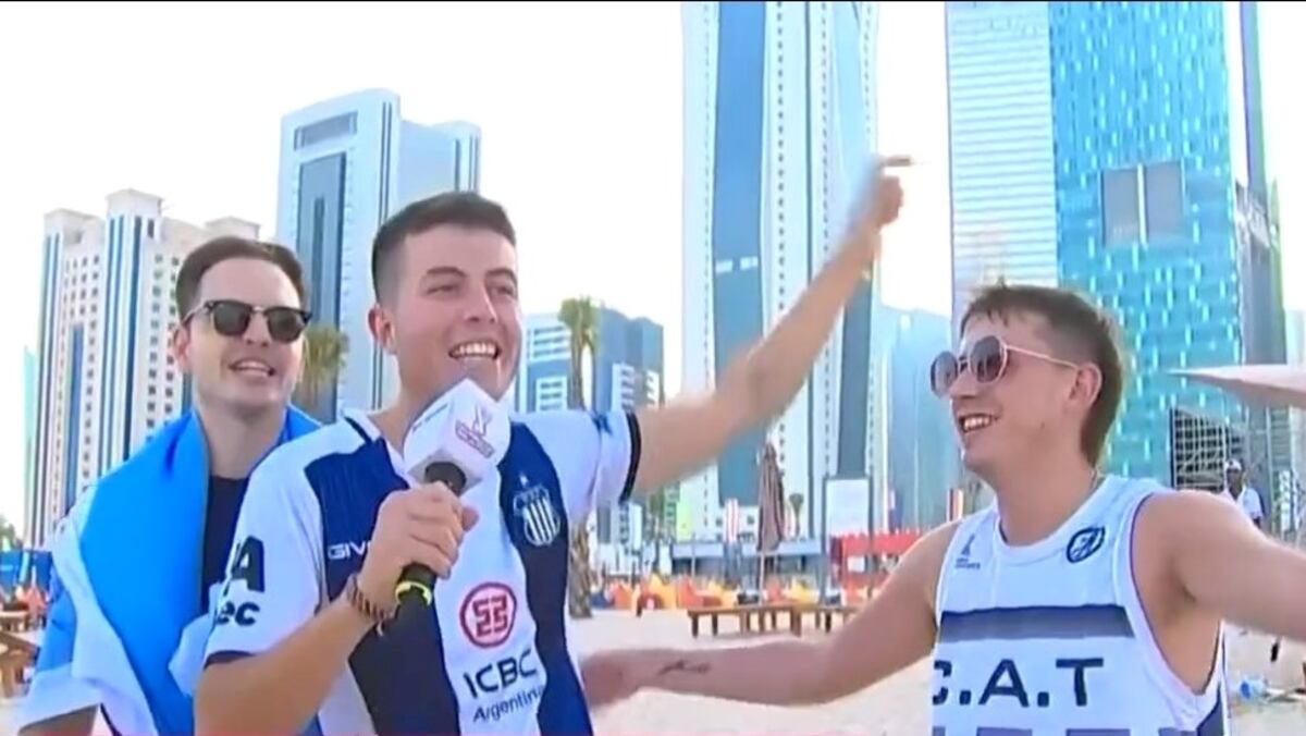 Tres cordobeses en Qatar crearon un ‘cuartetazo’ para alentar a la Selección Argentina