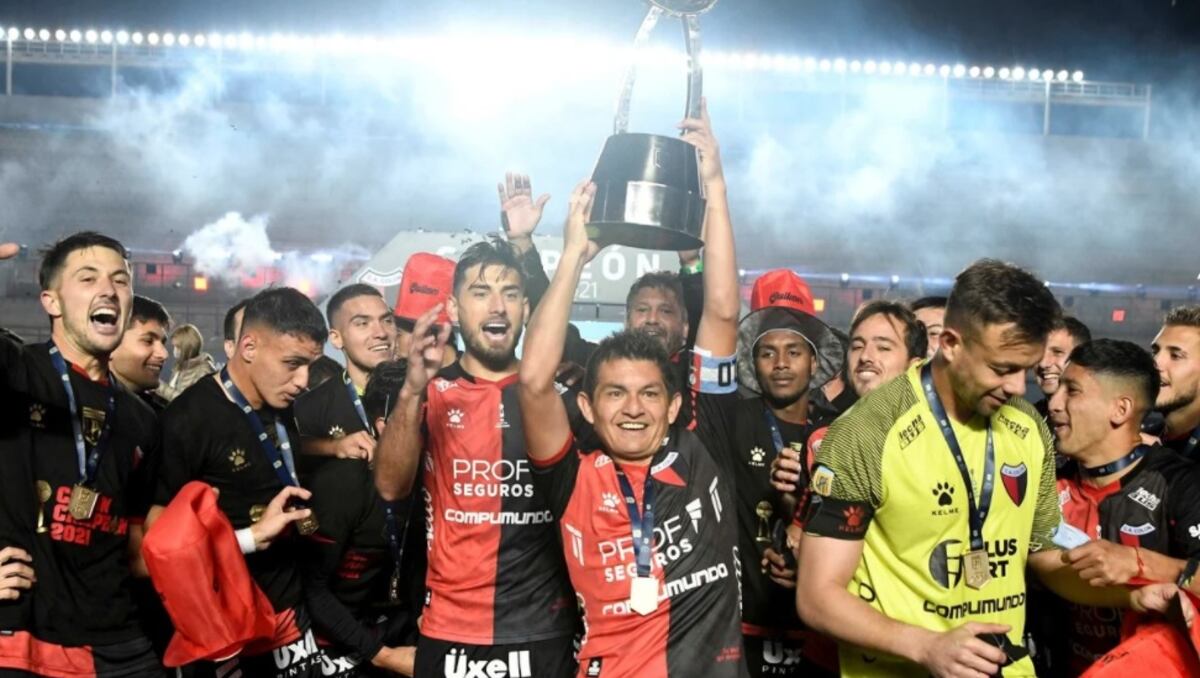 Histórico: Colón se coronó por primera vez campeón del fútbol argentino