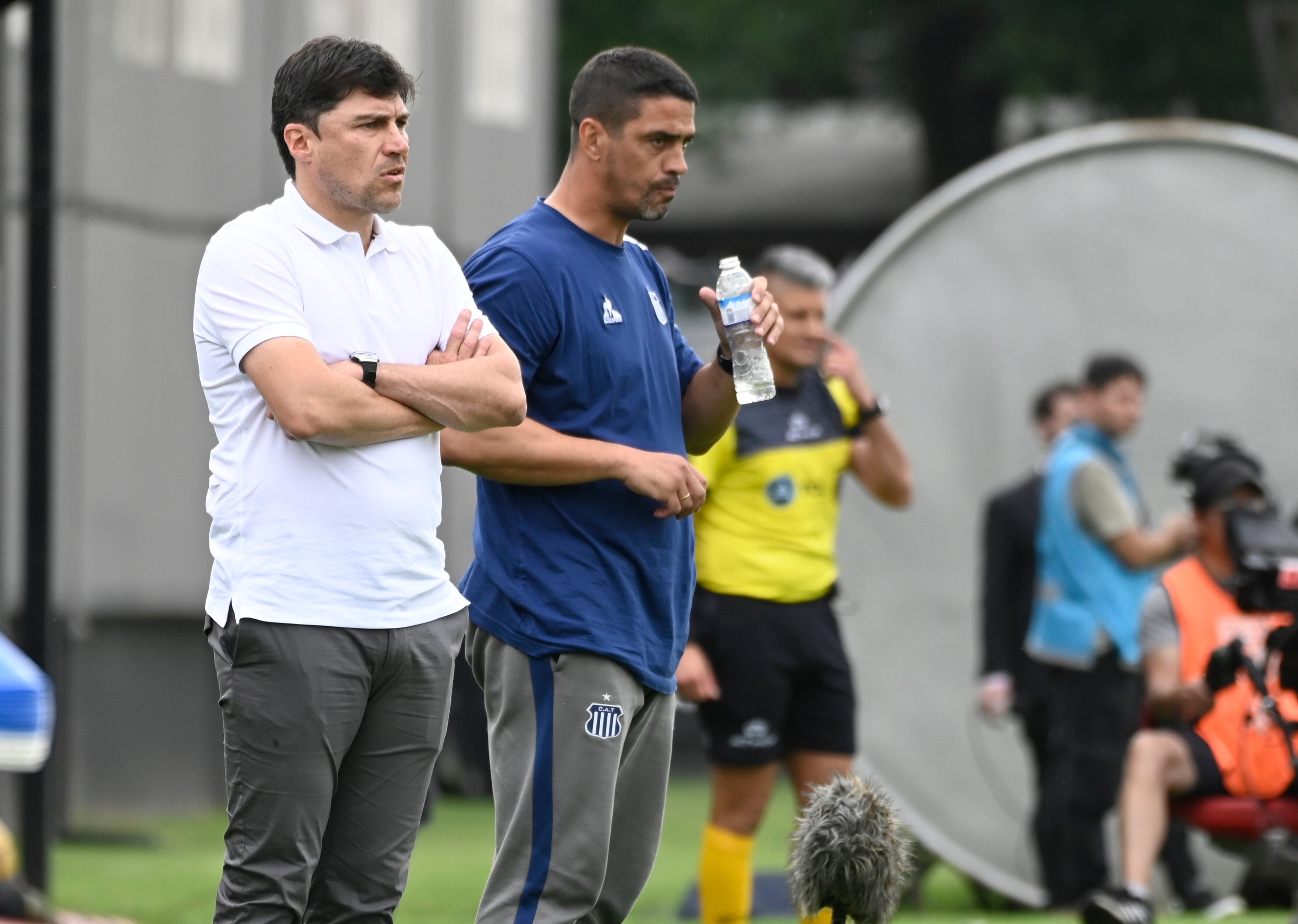 Alexander Medina, en la visita de Talleres a Deportivo Riestra por la fecha 20 de la Liga Profesional. (Fotobaires)