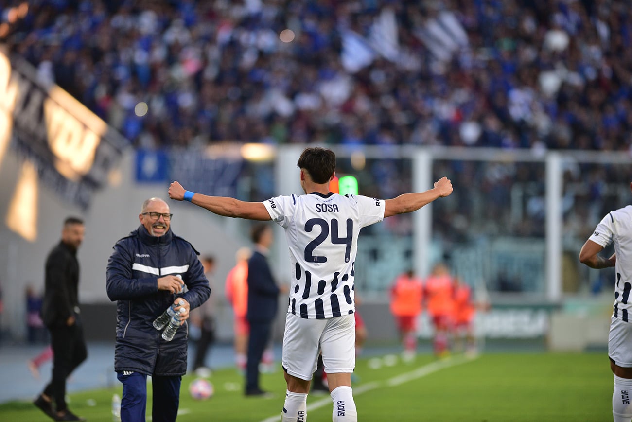 Ramón Sosa Fútbol  Liga Profesional  triunfo de Talleres sobre Argentinos Juniors por 1  0 en el Estadio Kémpes ( Ramiro Pereyra /La Voz)