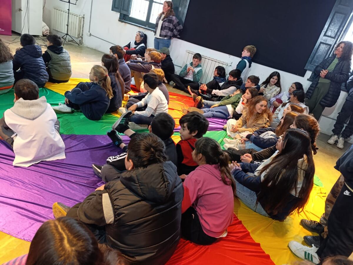 Tres Arroyos: más de 120 niños participaron de la Asamblea Zonal de “Decisión Niñez”