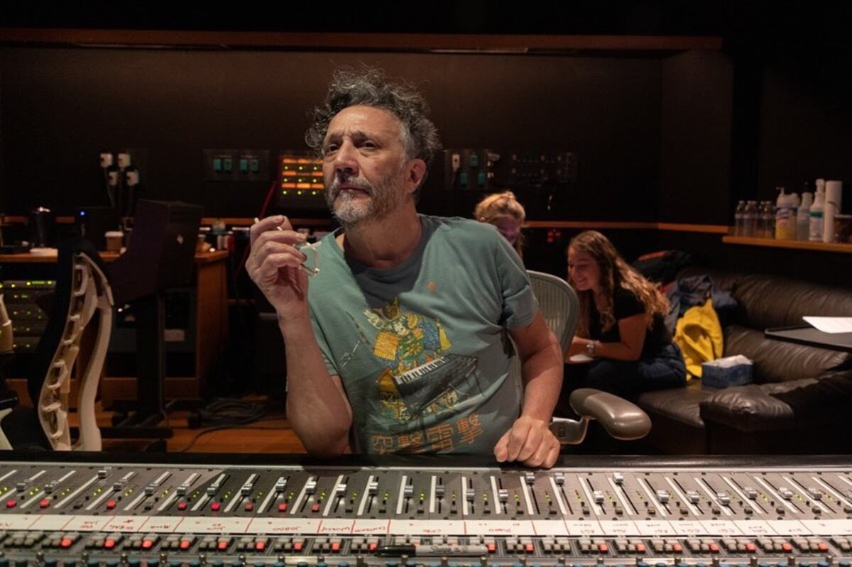Fito Páez e incendios frente a Rosario: “¿Nadie puede dar respuesta sobre esto?”