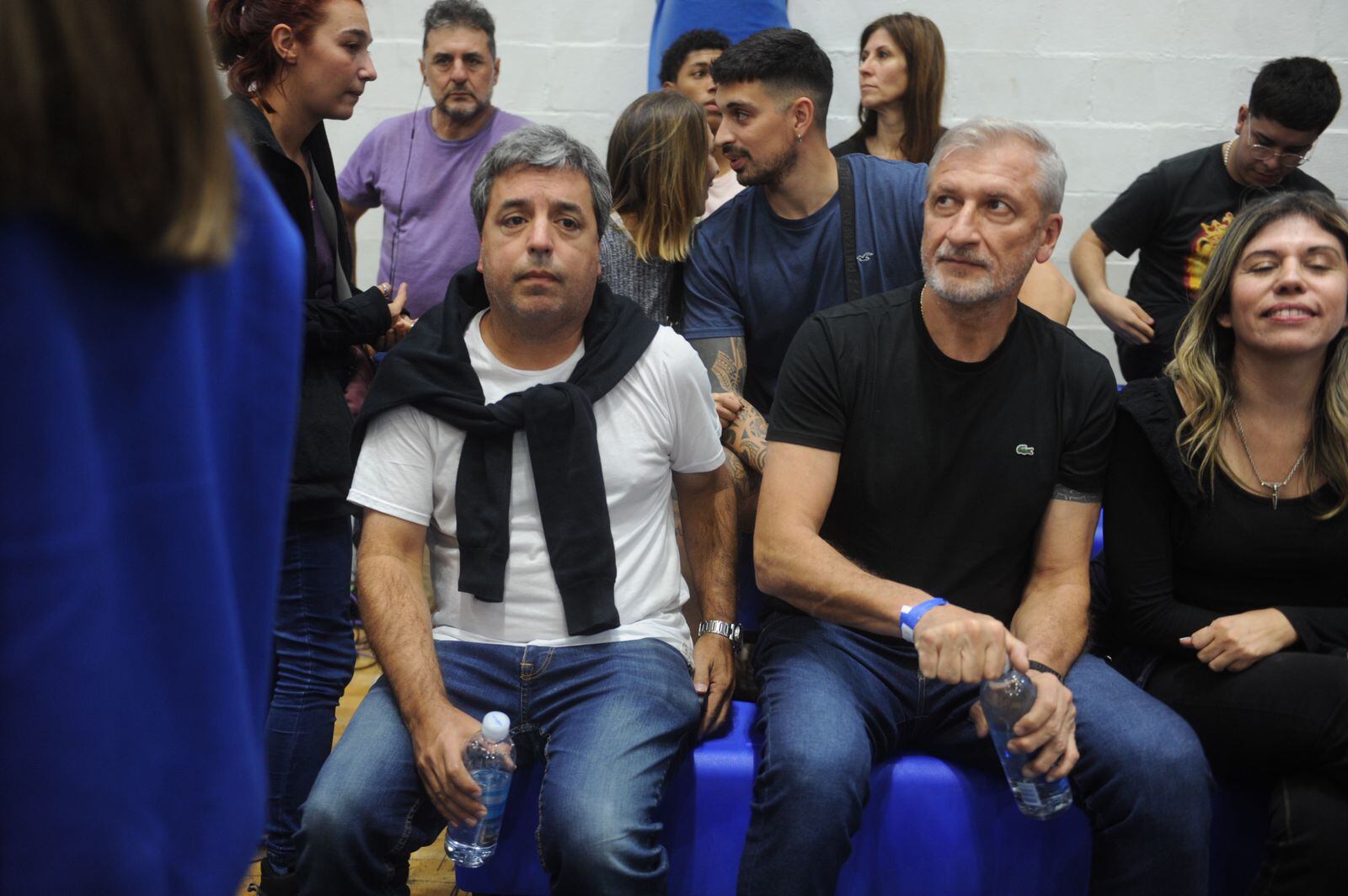 David Urreta acompañado de Héctor Campana en el estadio de San Lorenzo.