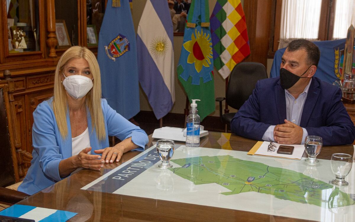 Magario anunció una mesa de anestesia para el Hospital Pintos