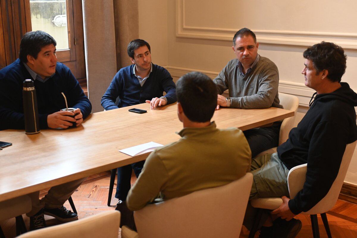 Reunión clave del secretario general de la gobernación de Entre Ríos en Gualeguaychú