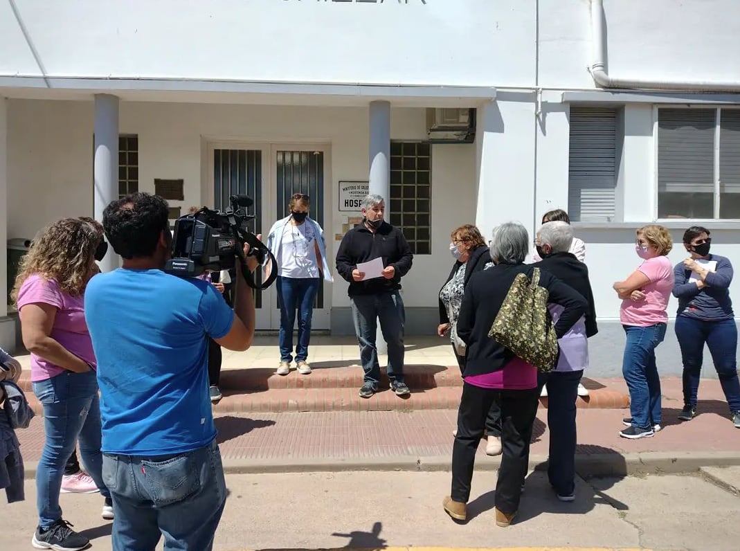 Vecinos de Chillar, preocupados por el Hospital