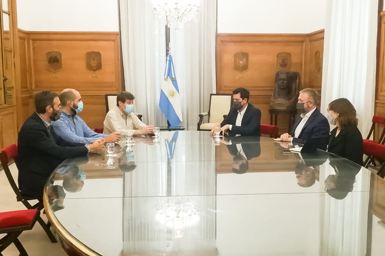 Reunión del gobernador con el Ministro del Interior.