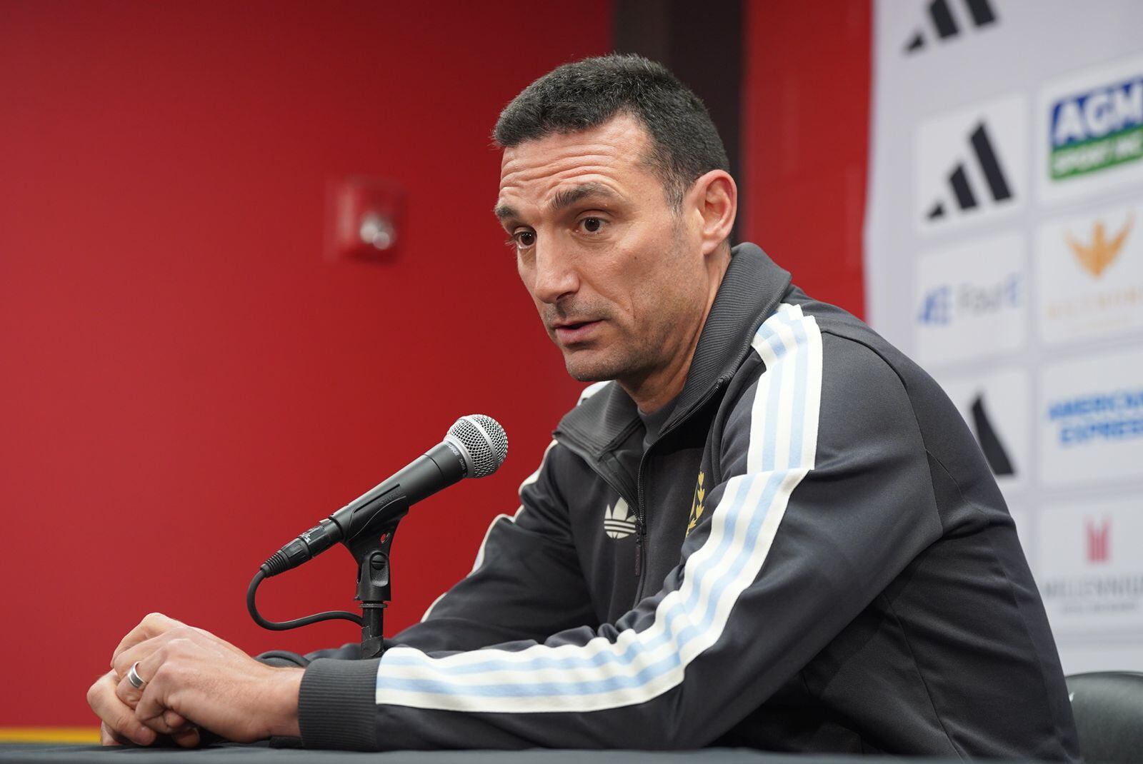 Lionel Scaloni, DT de la selección argentina, en la conferencia de prensa previa al partido con Costa Rica en Los Angeles, Estados Unidos. (Prensa Argentina)