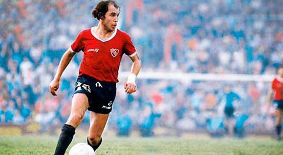 Ricardo Bochini ganó cuatro Copas Libertadores, tres Copas Interamericanas y dos Copas Intercontinentales con Independiente.