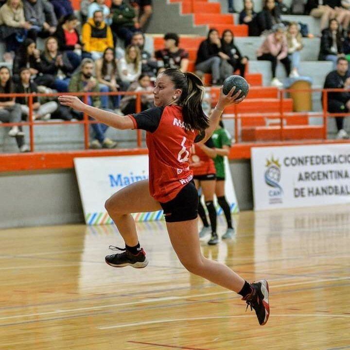 Maipú despidió el Torneo Nacional de Handball en el Ribosqui.