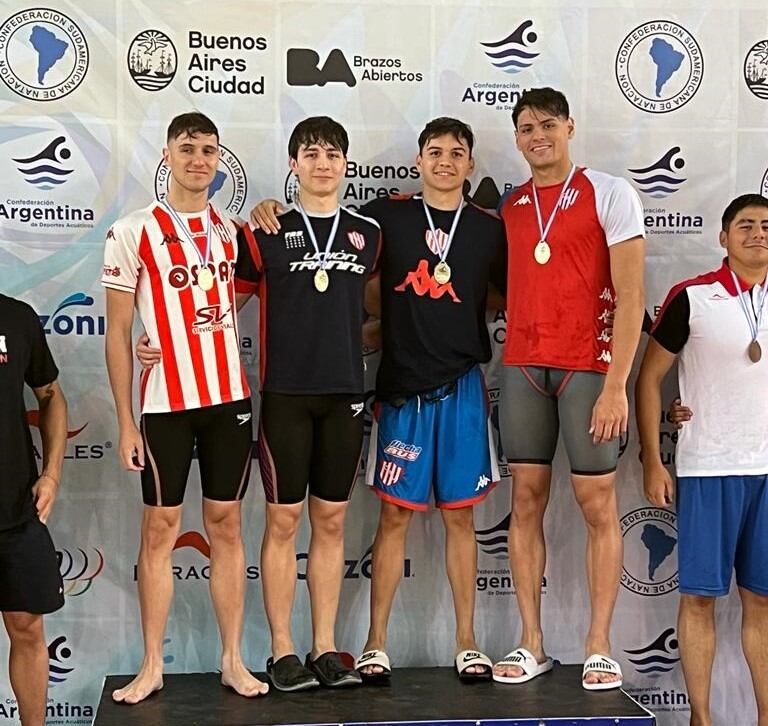 Benjamín Ghione natación Unión de Santa Fe