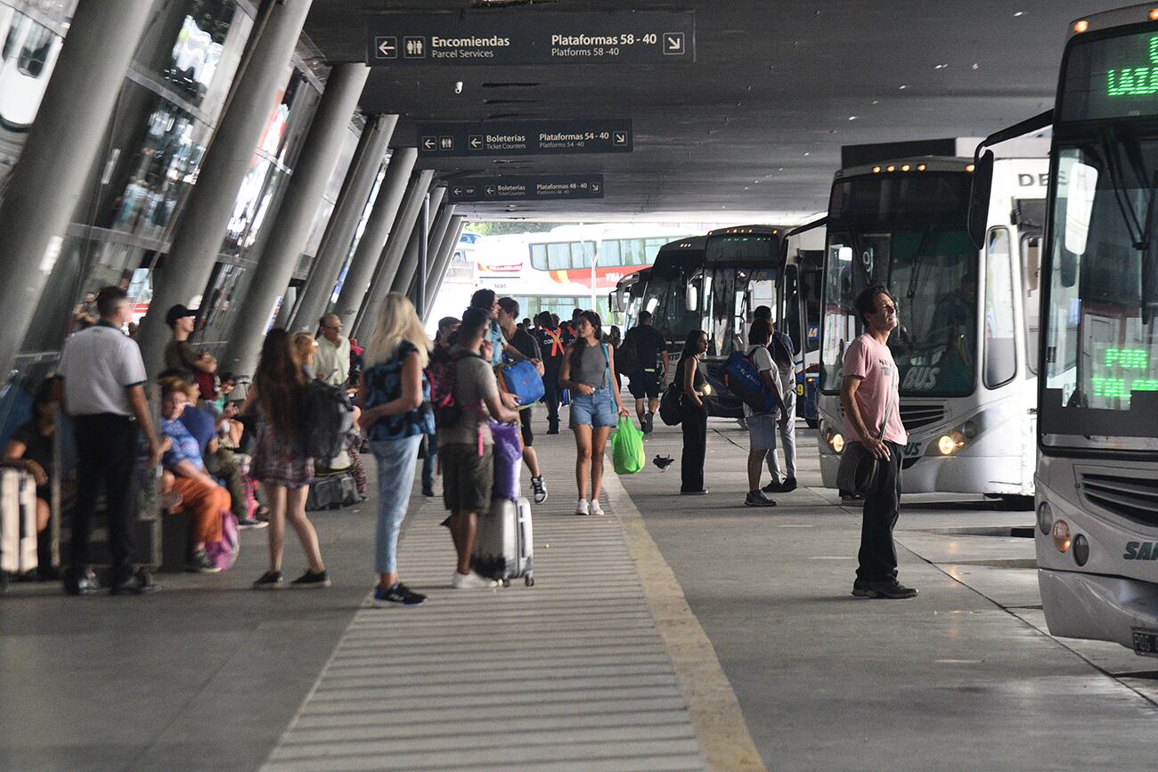 Nueva terminal de omnibus. Transporte interurbano. Boleto    Foto: (Pedro Castillo / La Voz)