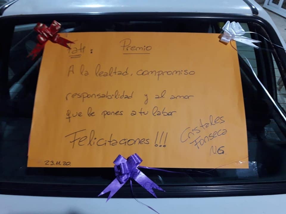 Regalo de fin de año para un trabajador.