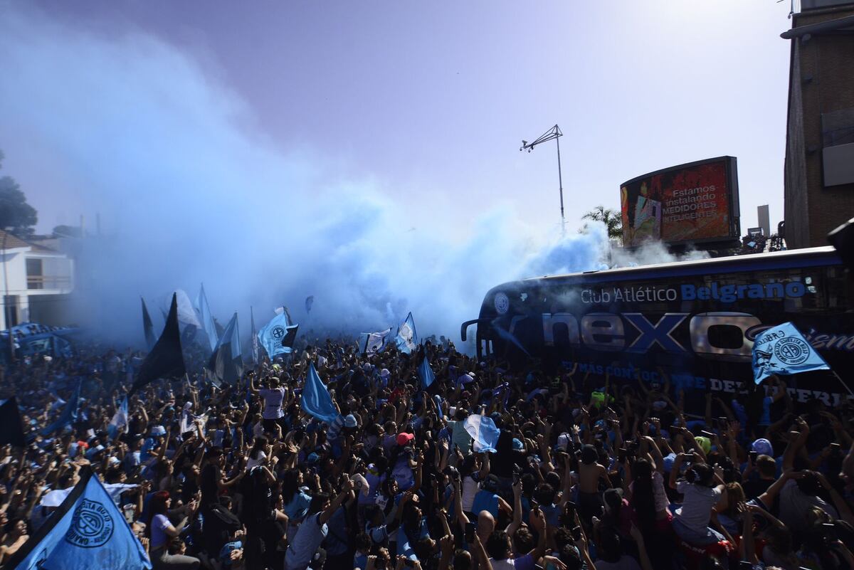 Más de 25 mil personas en el banderazo que hicieron los hinchas de Belgrano para el clásico con Talleres