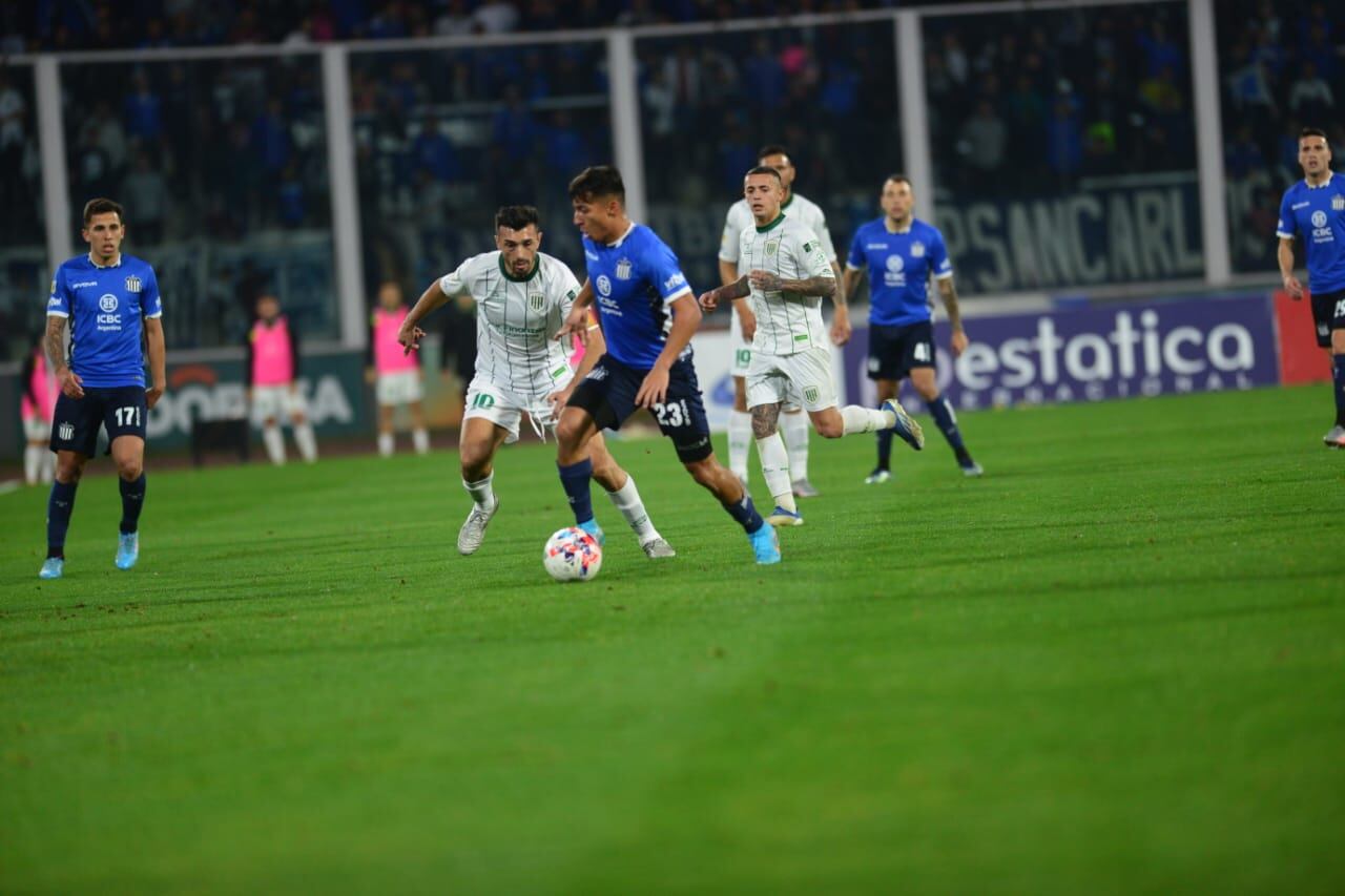 Talleres enfrentó a Banfield por la Liga Profesional en el estadio Mario Alberto Kempes. (Javier Ferreyra / La Voz)