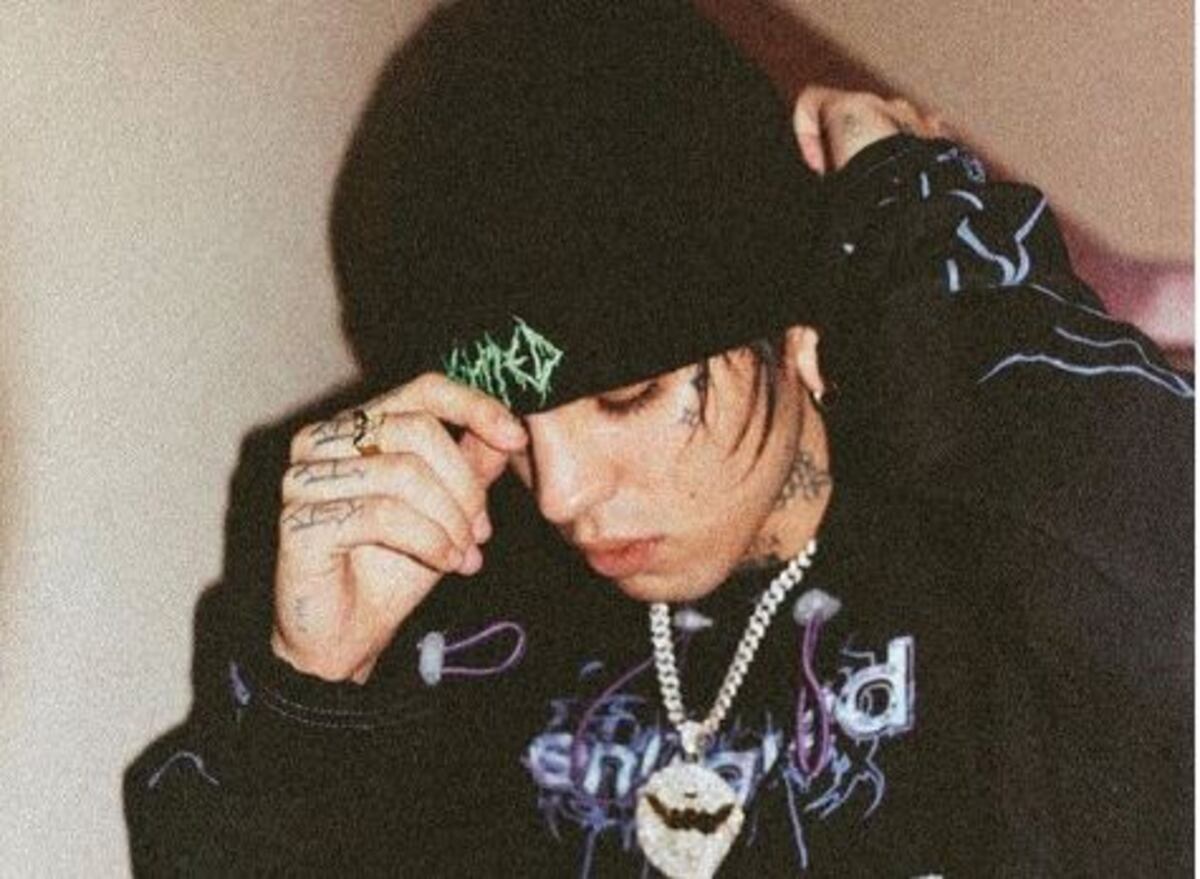 C.R.O estrena una colaboración con Snow Tha Product